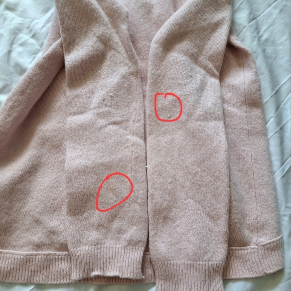 Banana Republic | Pastel pink v neck women's sweater - Picture 4 of 10